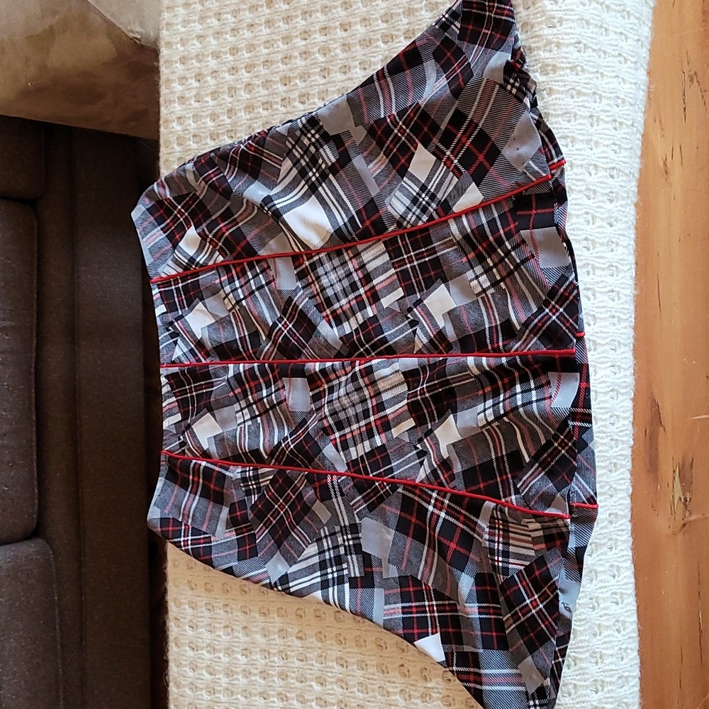 PLUM Skirt